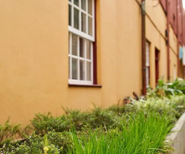 Riverside By Jc アパート ポルト